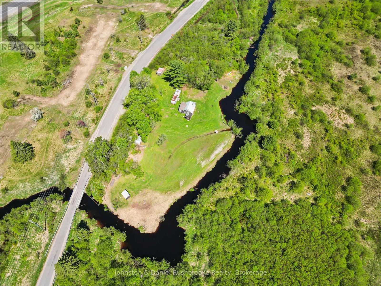 68 Rowanwood Road, Huntsville, Ontario  P0B 1M0 - Photo 3 - X13209636