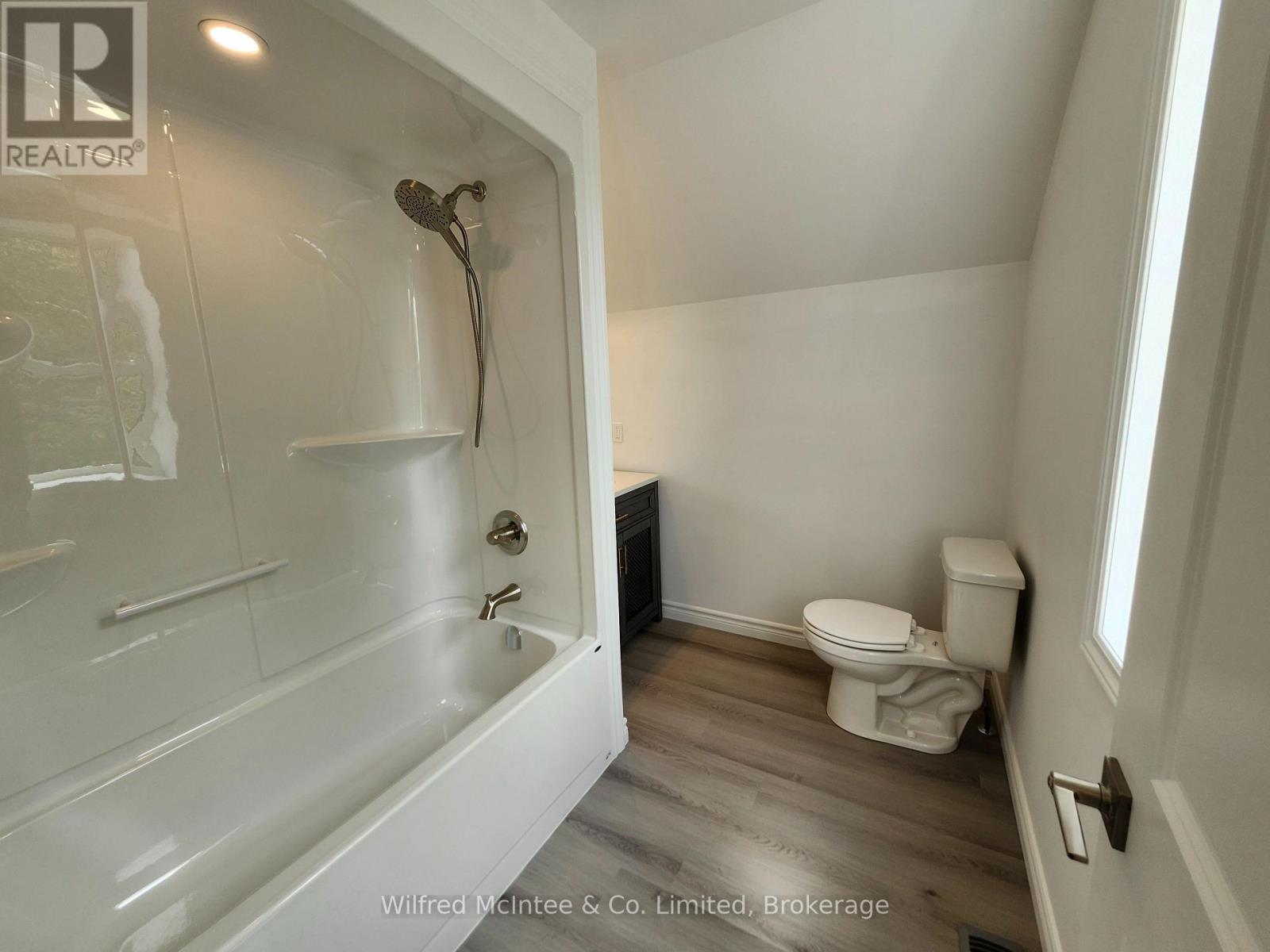 471 9th Street, Hanover, Ontario  N4N 1M1 - Photo 11 - X13209846