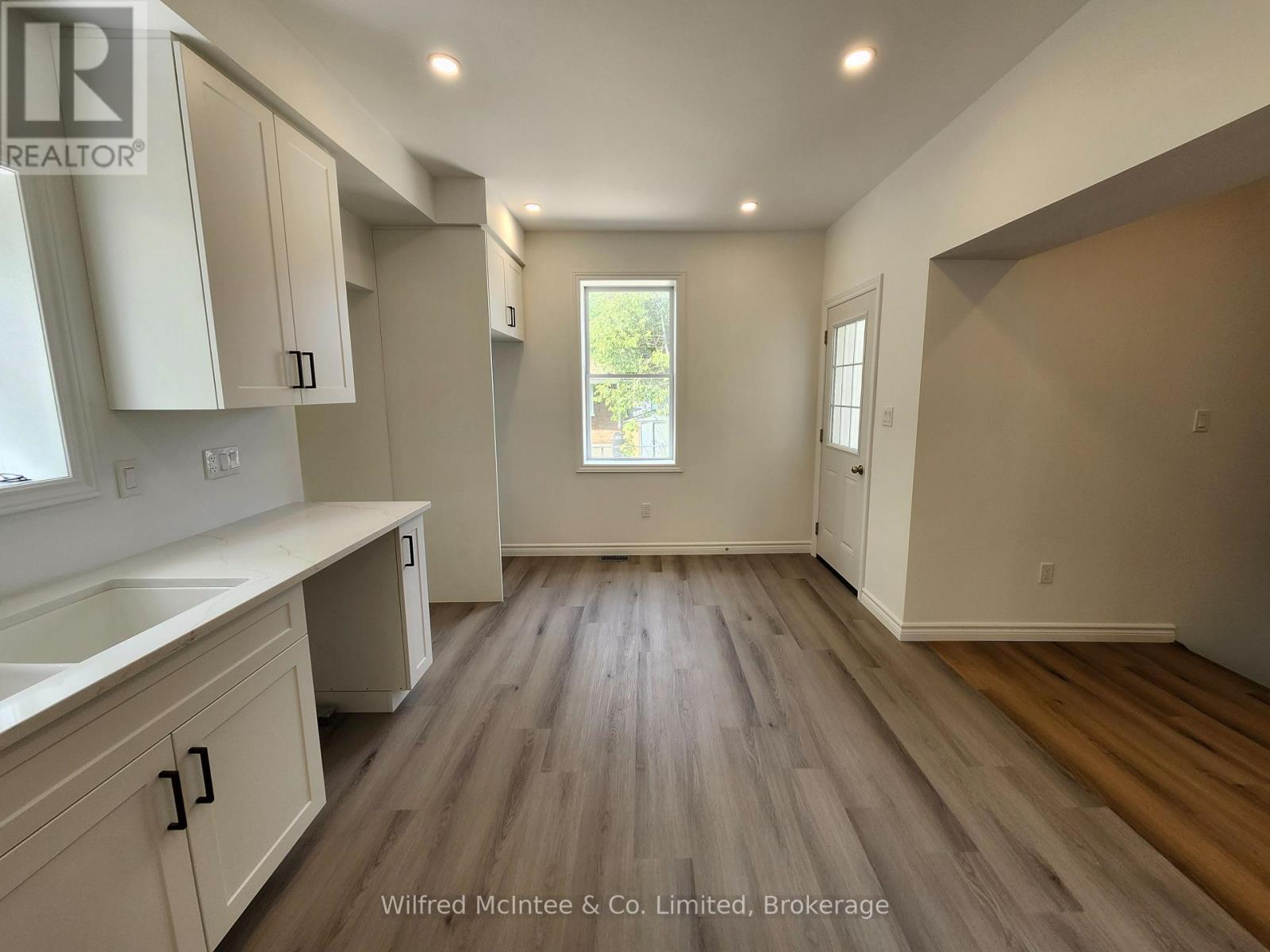 471 9th Street, Hanover, Ontario  N4N 1M1 - Photo 6 - X13209846