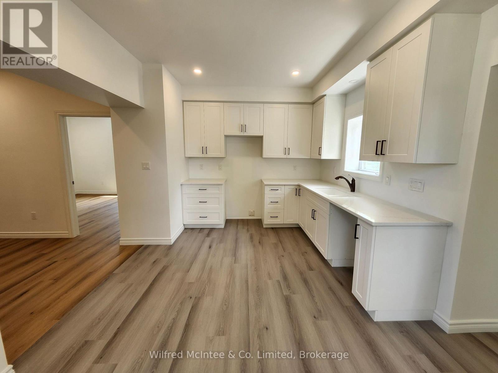 471 9th Street, Hanover, Ontario  N4N 1M1 - Photo 7 - X13209846