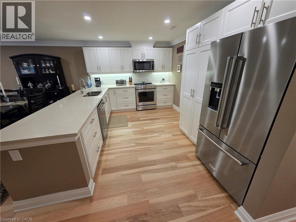 10 Archdeacon Clark Trail, Hamilton, Ontario  L9B 2M2 - Photo 4 - 40834529