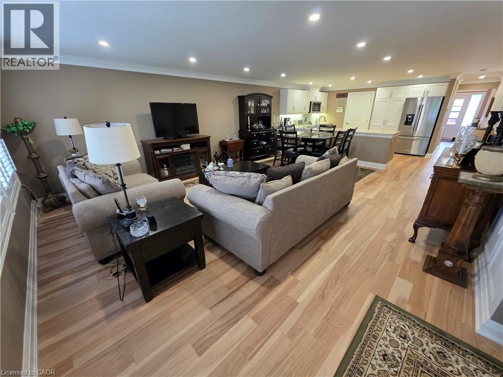 10 Archdeacon Clark Trail, Hamilton, Ontario  L9B 2M2 - Photo 7 - 40834529