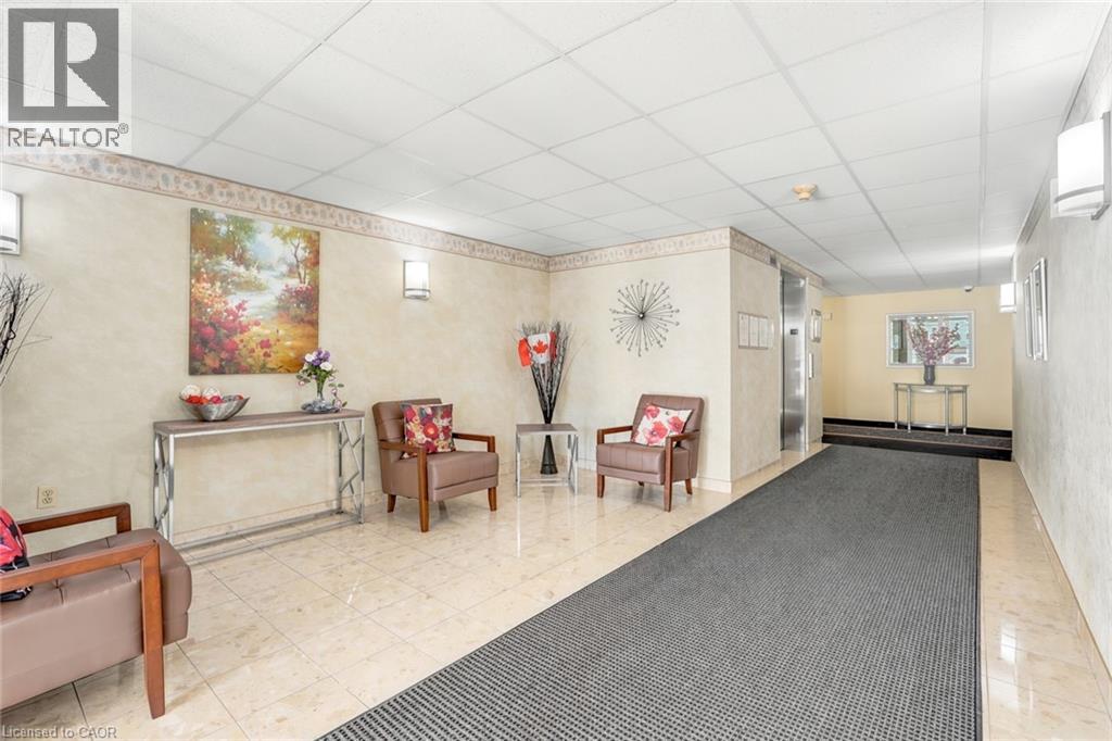 216 Plains Road W Unit# A307, Burlington, Ontario  L7T 4M3 - Photo 2 - 40834511