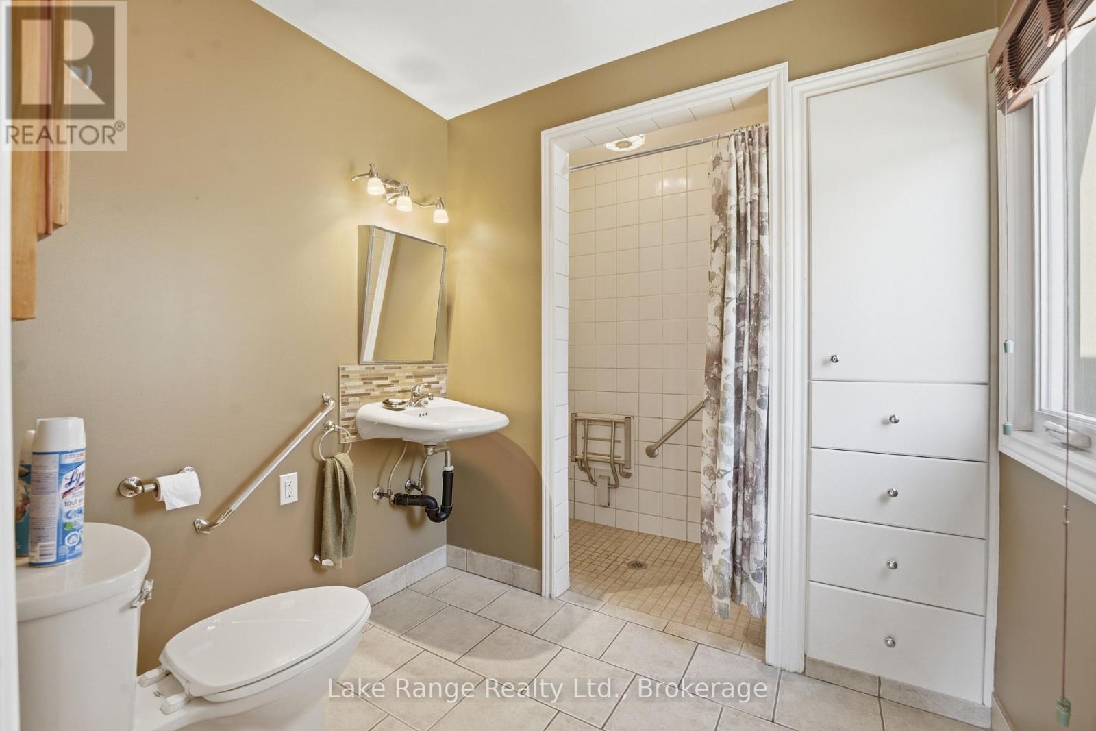 524 Gough Street, Huron-Kinloss, Ontario  N0G 2H0 - Photo 10 - X13210190