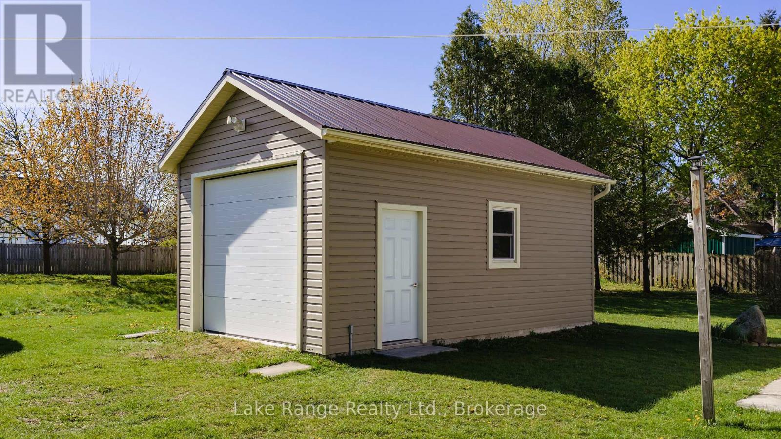 524 Gough Street, Huron-Kinloss, Ontario  N0G 2H0 - Photo 16 - X13210190