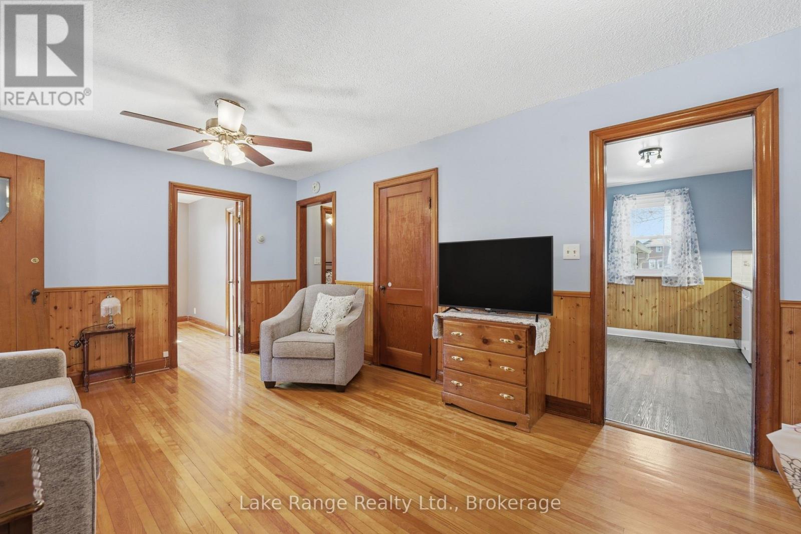 524 Gough Street, Huron-Kinloss, Ontario  N0G 2H0 - Photo 7 - X13210190
