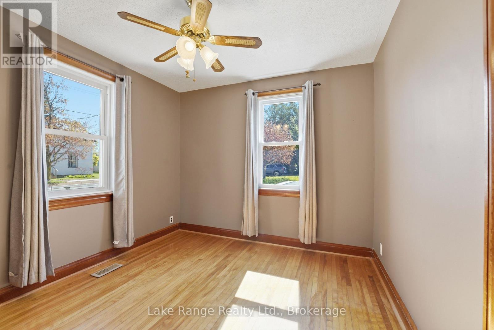 524 Gough Street, Huron-Kinloss, Ontario  N0G 2H0 - Photo 9 - X13210190