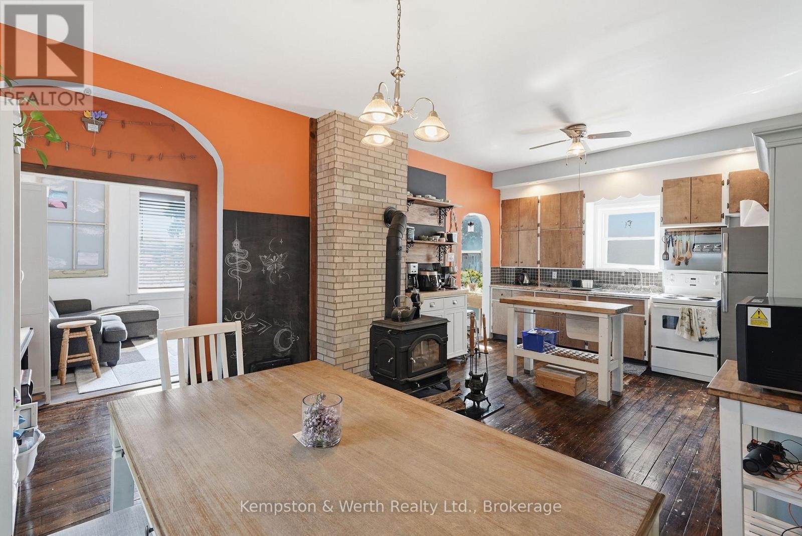 545 Main Street E, North Perth, Ontario  N4W 2C5 - Photo 13 - X13210274
