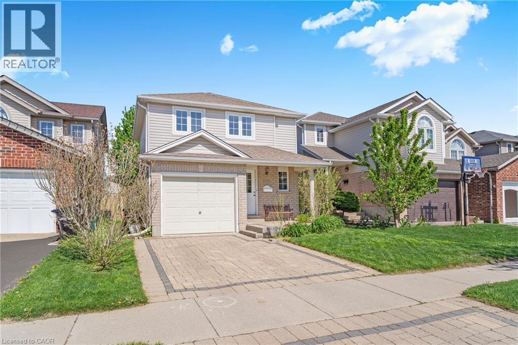 1089 Copper Leaf Crescent, Kitchener, Ontario  N2E 3W4 - Photo 3 - 40834531