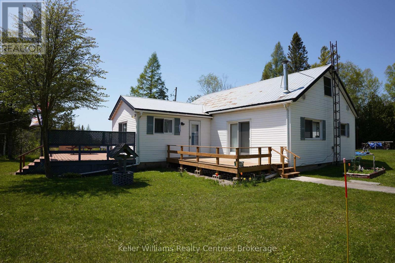 621 Huron Road, South Bruce Peninsula, Ontario  N0H 2T0 - Photo 6 - X13210826