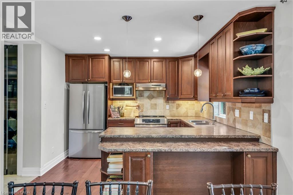 25 Park Street E, Hamilton, Ontario  L9H 1C9 - Photo 11 - 40834018