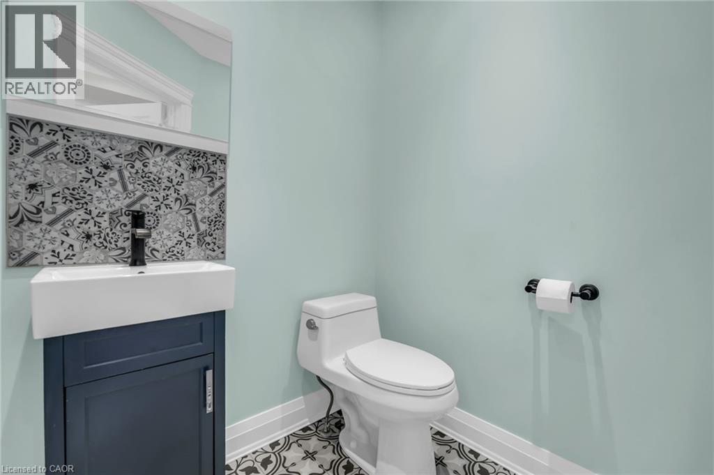 25 Park Street E, Hamilton, Ontario  L9H 1C9 - Photo 16 - 40834018