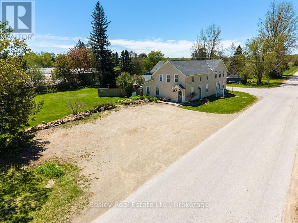 726004 22b Side Road, Grey Highlands, Ontario  N4L 1W6 - Photo 3 - X13210958
