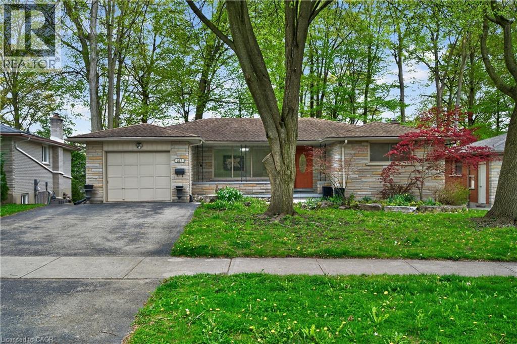 217 Pinegrove Crescent, Waterloo, Ontario  N2L 4V2 - Photo 2 - 40834624
