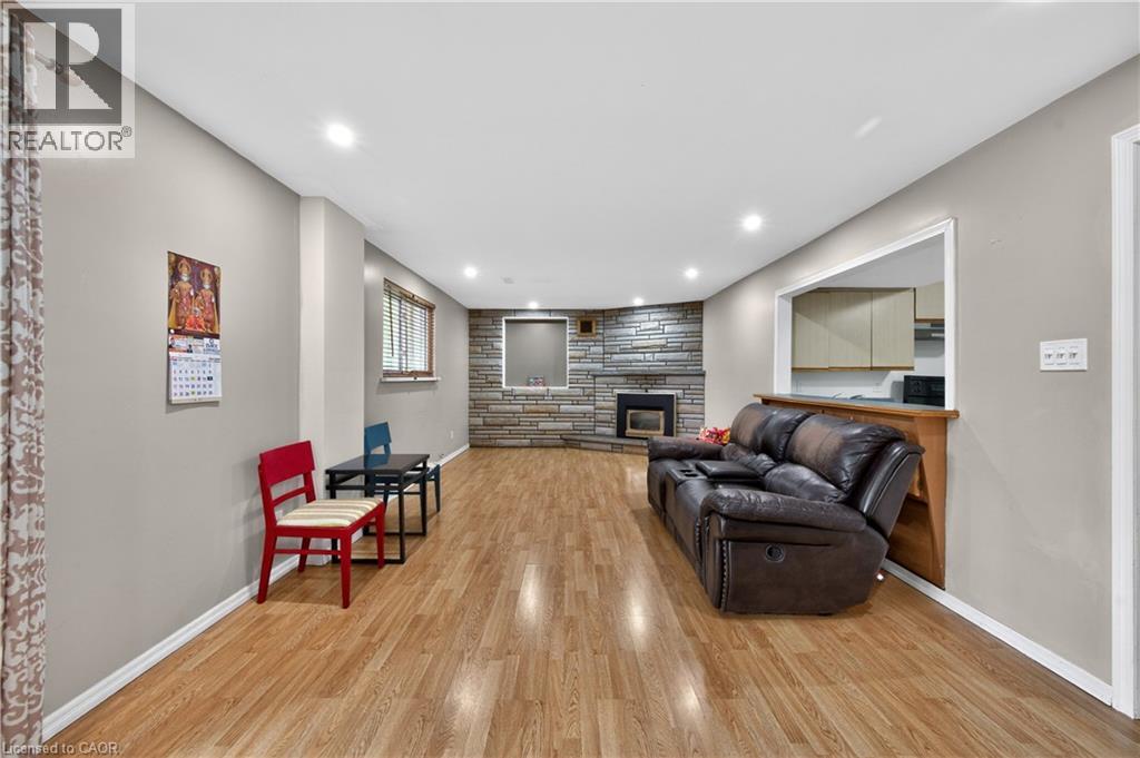 217 Pinegrove Crescent, Waterloo, Ontario  N2L 4V2 - Photo 26 - 40834624
