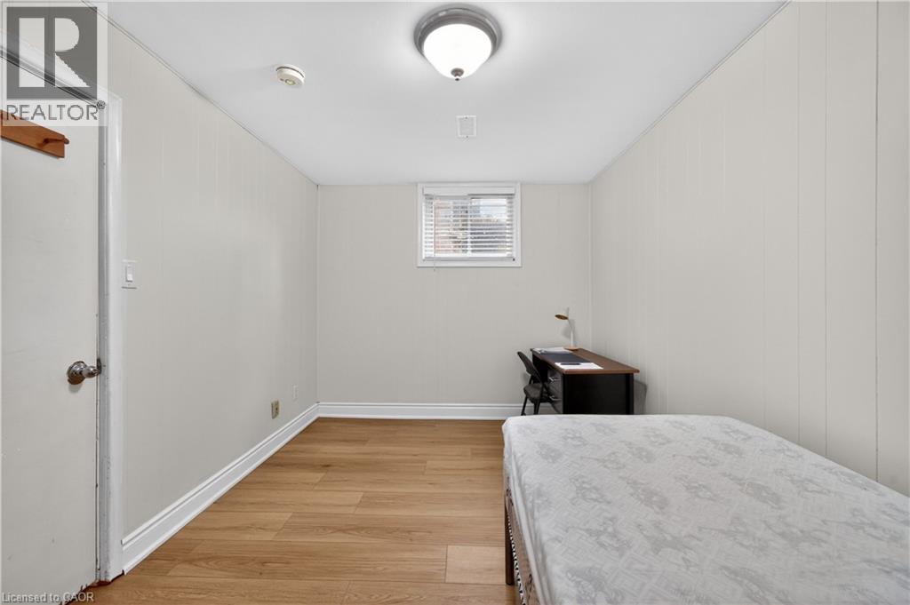 217 Pinegrove Crescent, Waterloo, Ontario  N2L 4V2 - Photo 30 - 40834624