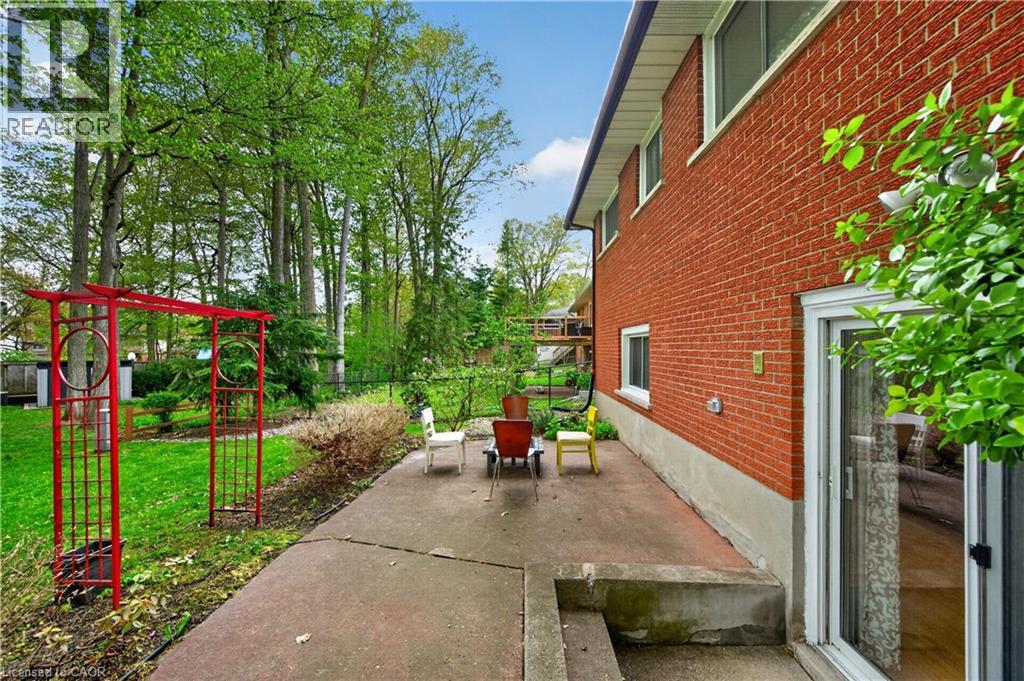 217 Pinegrove Crescent, Waterloo, Ontario  N2L 4V2 - Photo 37 - 40834624