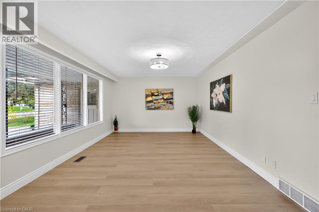217 Pinegrove Crescent, Waterloo, Ontario  N2L 4V2 - Photo 8 - 40834624