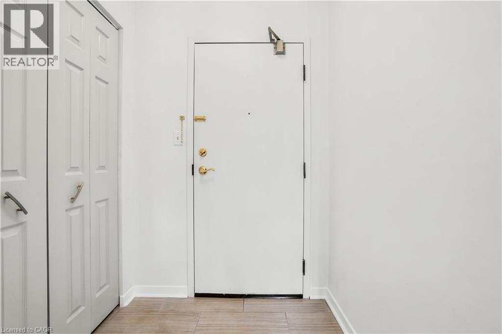23 Main Street Unit# 404, Dundas, Ontario  L9H 2P7 - Photo 4 - 40834291