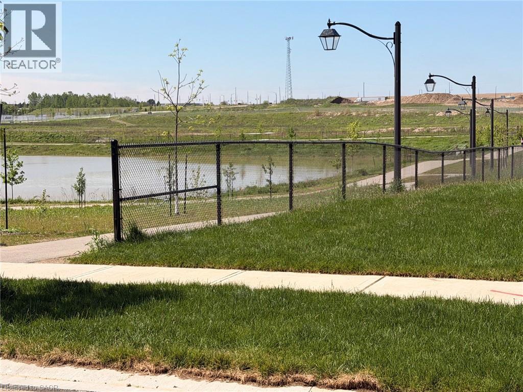 124 Hitchman Street, Paris, Ontario  N3L 0M2 - Photo 3 - 40833627