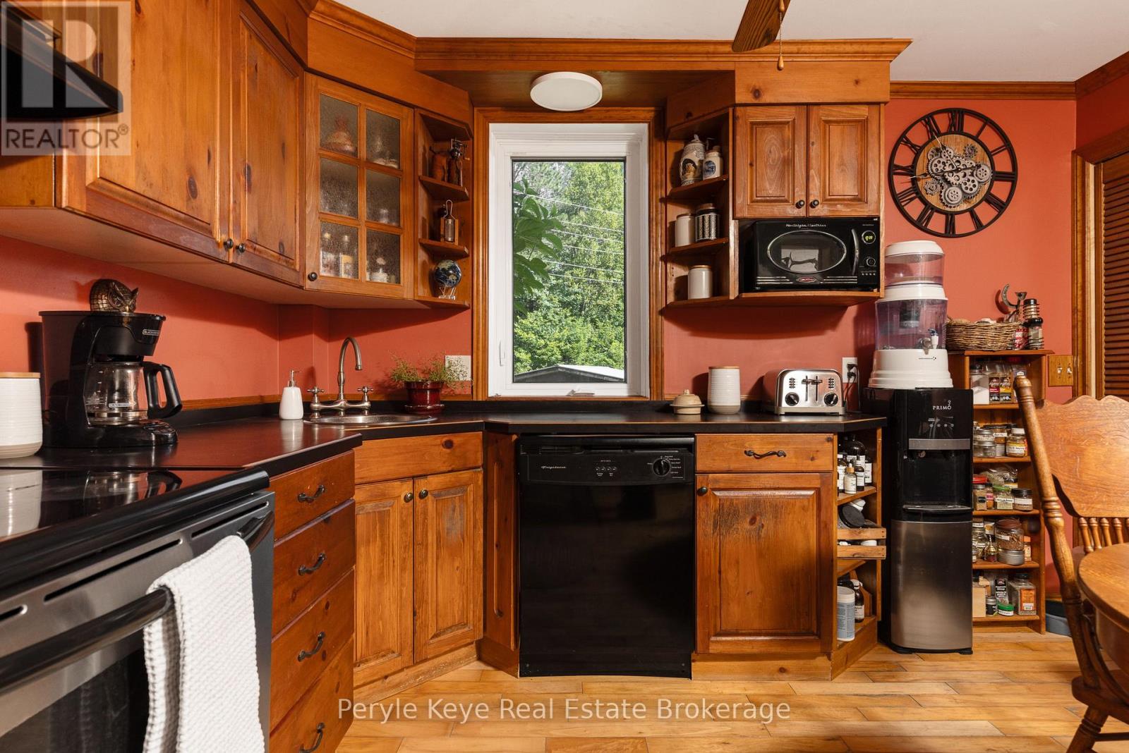 2322 Old Muskoka Road, Huntsville, Ontario  P0B 1M0 - Photo 17 - X13212372
