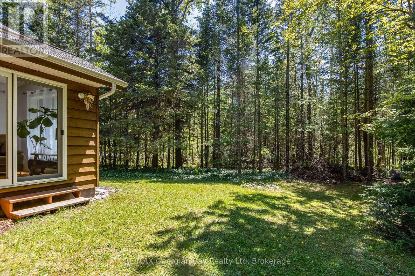 2 Ridout Court, Tiny, Ontario  L0L 2J0 - Photo 23 - S13212514