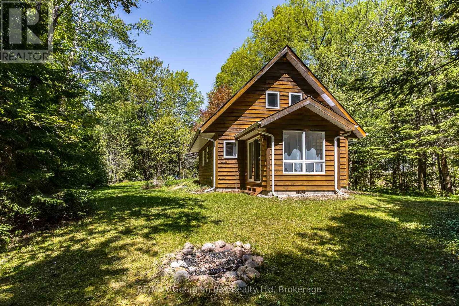 2 Ridout Court, Tiny, Ontario  L0L 2J0 - Photo 26 - S13212514