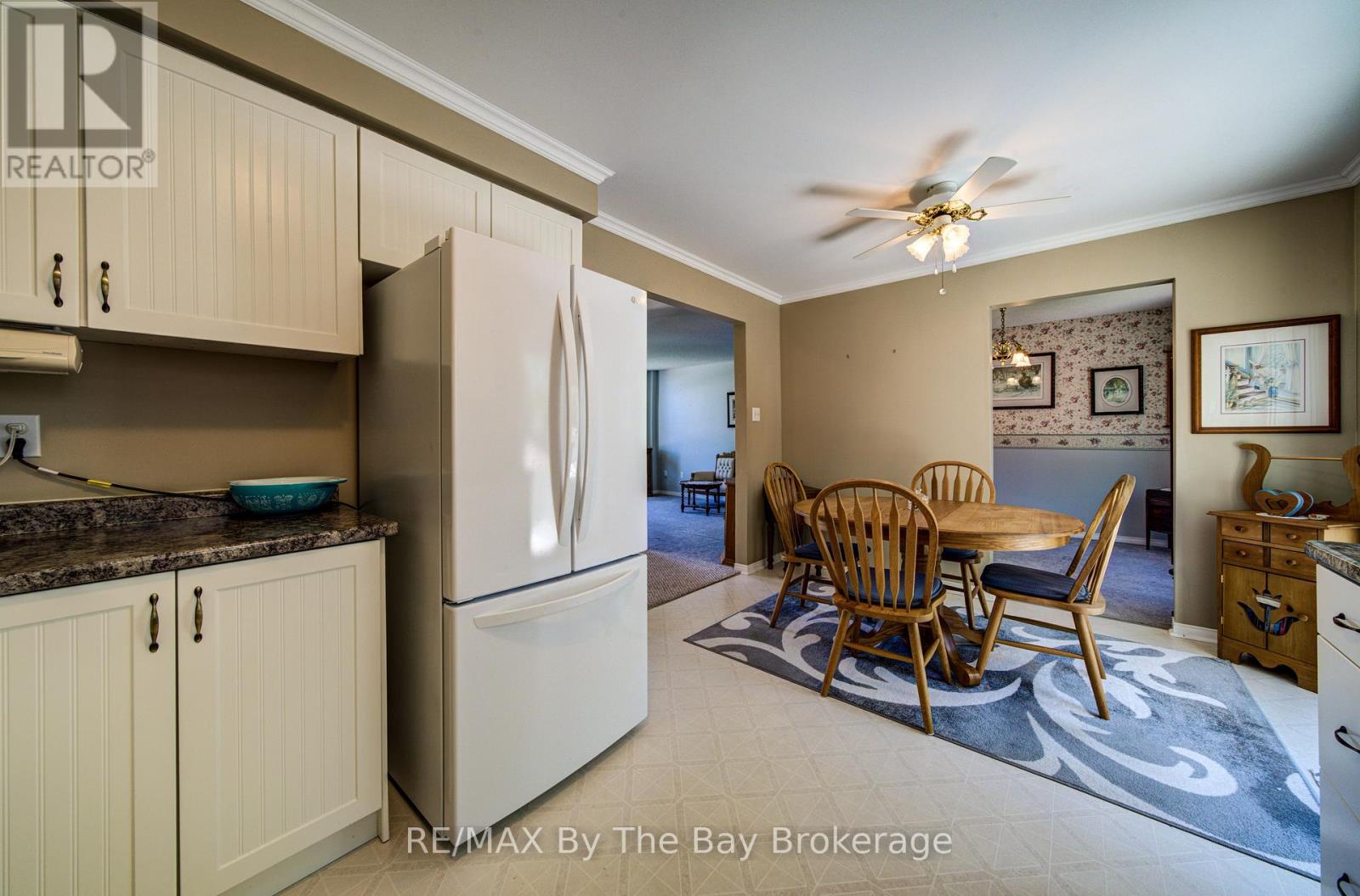 12 Silver Birch Avenue, Wasaga Beach, Ontario  L9Z 1B7 - Photo 16 - S13212758