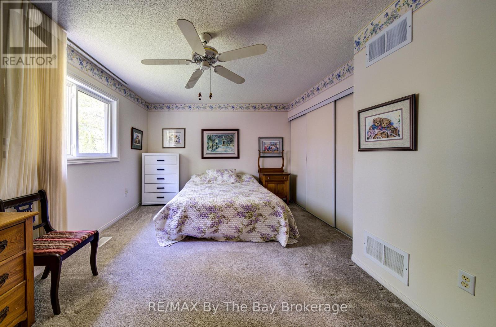 12 Silver Birch Avenue, Wasaga Beach, Ontario  L9Z 1B7 - Photo 18 - S13212758