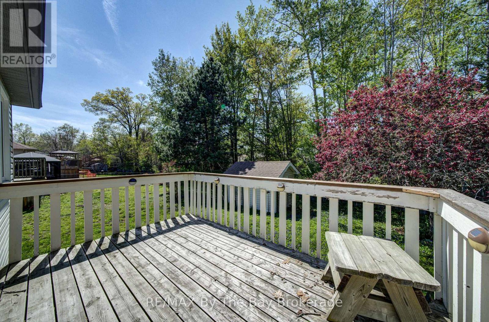 12 Silver Birch Avenue, Wasaga Beach, Ontario  L9Z 1B7 - Photo 34 - S13212758