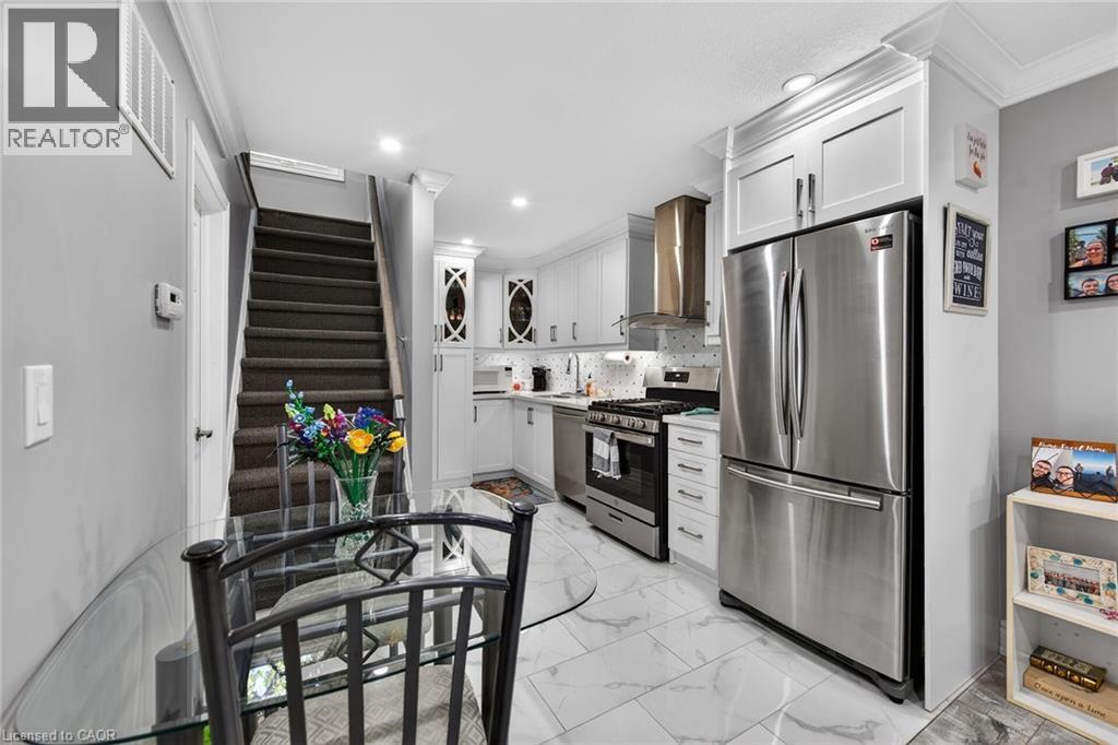 219 Hess Street S, Hamilton, Ontario  L8P 3P3 - Photo 9 - 40833900