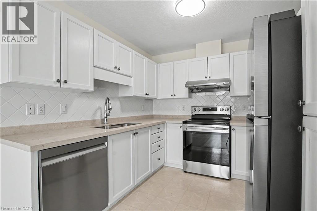 619 Wild Ginger Avenue Unit# C15 & #c16, Waterloo, Ontario  N2V 2X1 - Photo 27 - 40833380