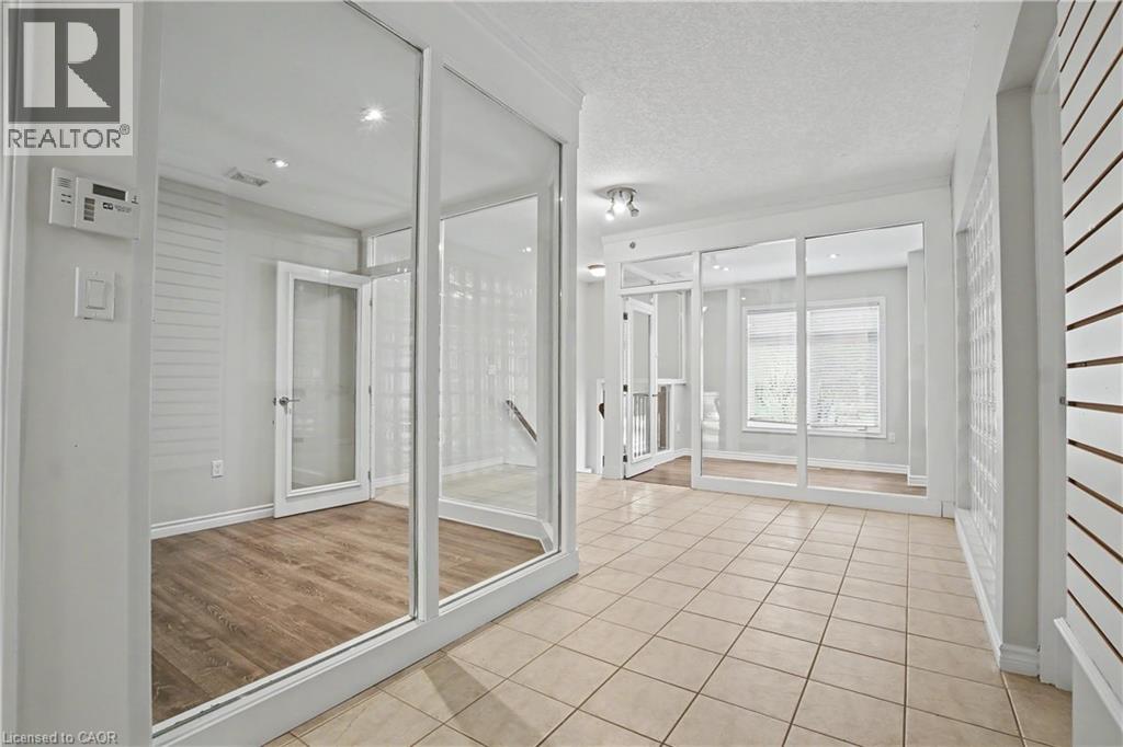 619 Wild Ginger Avenue Unit# C15 & #c16, Waterloo, Ontario  N2V 2X1 - Photo 9 - 40833380