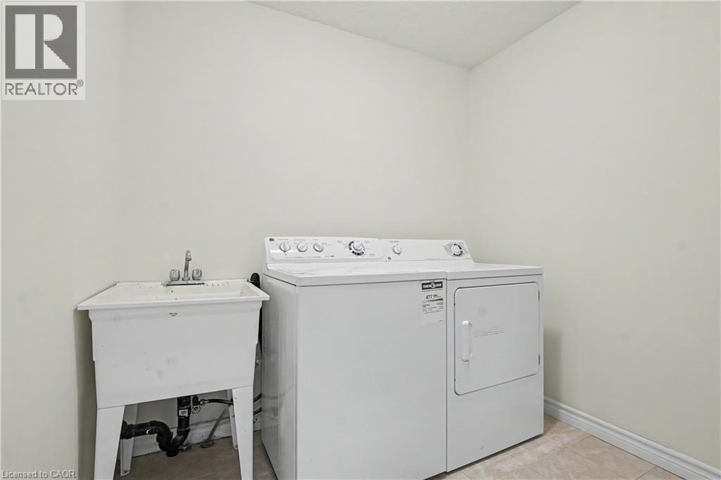 619 Wild Ginger Avenue Unit# C15, Waterloo, Ontario  N2V 2X1 - Photo 17 - 40831524