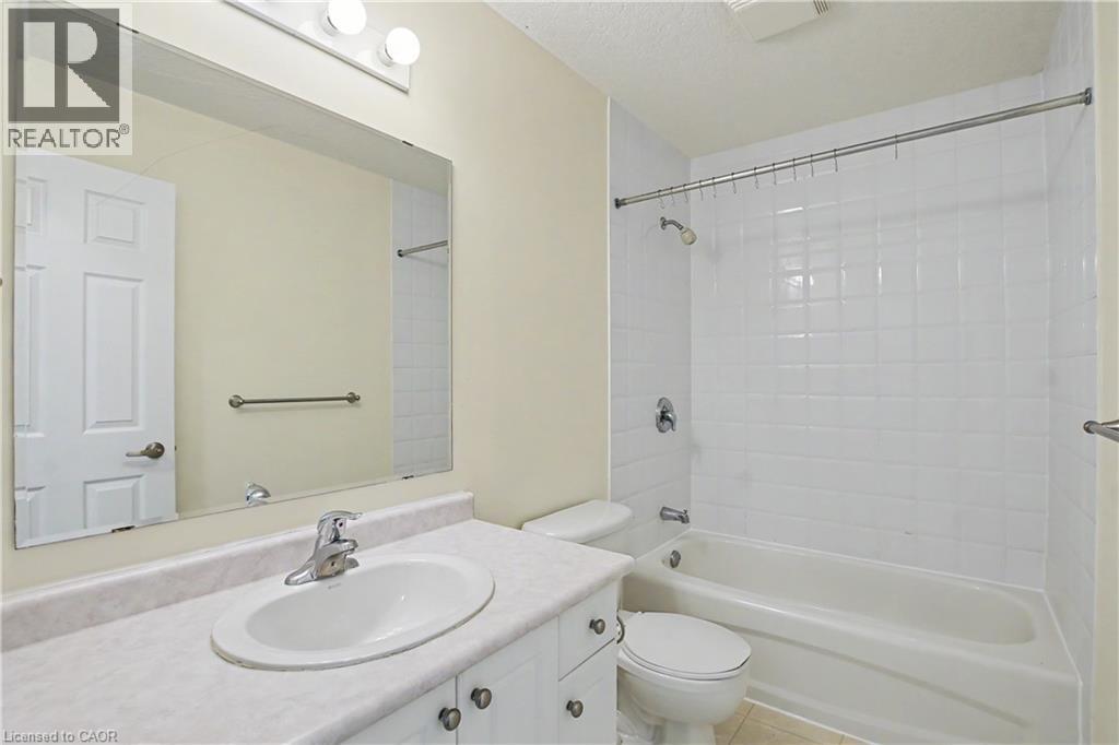 619 Wild Ginger Avenue Unit# C15, Waterloo, Ontario  N2V 2X1 - Photo 19 - 40831524