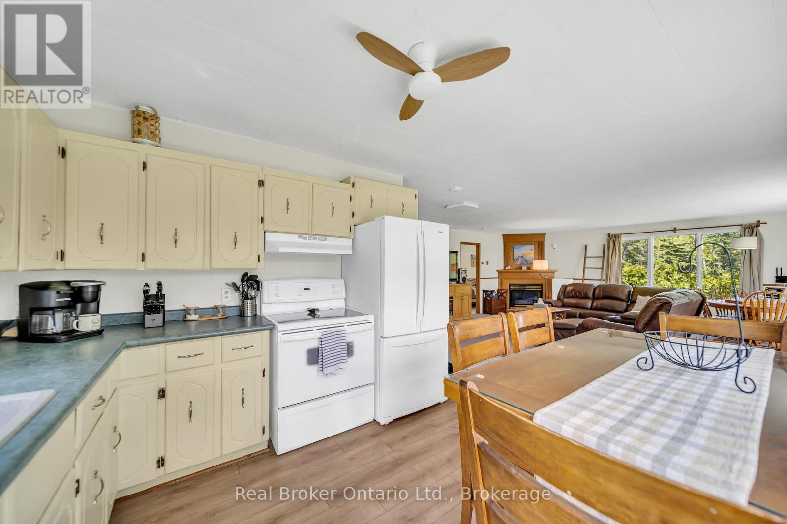 79 Mapleport Crescent, South Bruce Peninsula, Ontario  N0H 2G0 - Photo 11 - X13212902