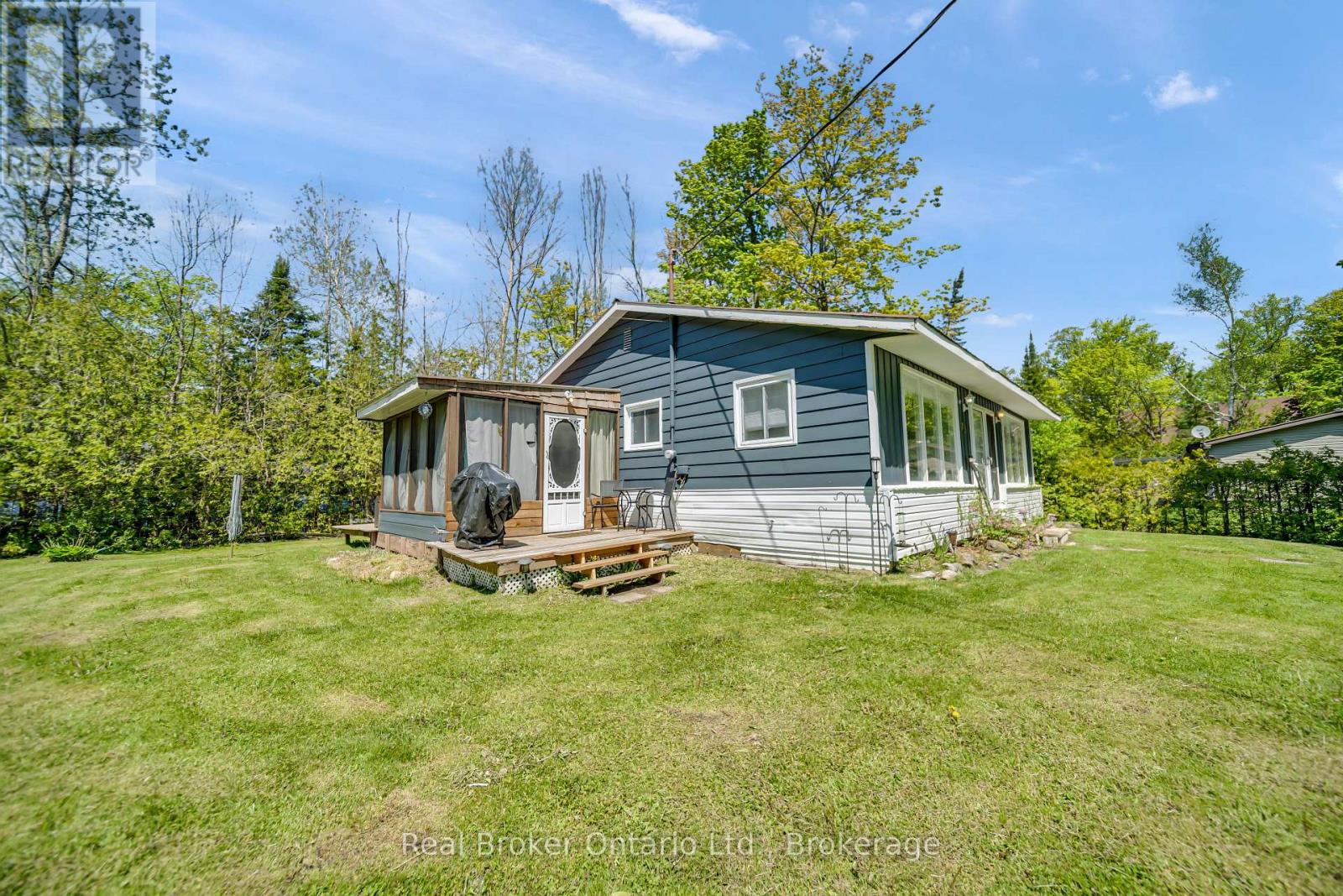79 Mapleport Crescent, South Bruce Peninsula, Ontario  N0H 2G0 - Photo 28 - X13212902
