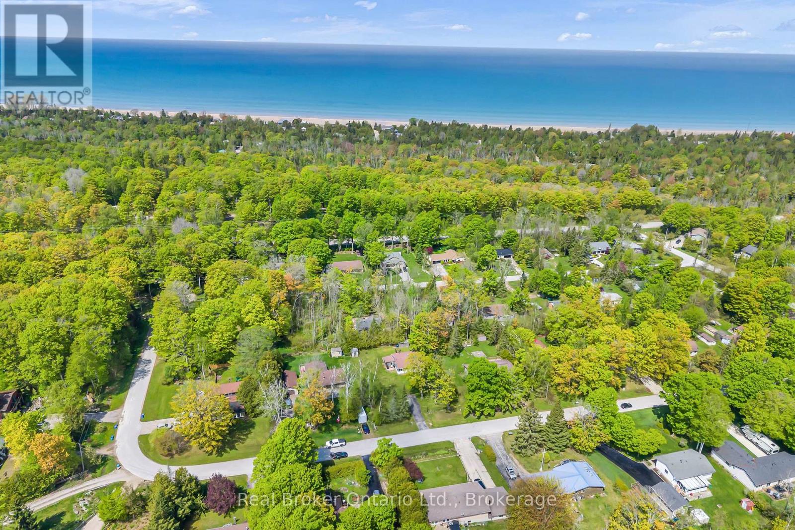 79 Mapleport Crescent, South Bruce Peninsula, Ontario  N0H 2G0 - Photo 32 - X13212902