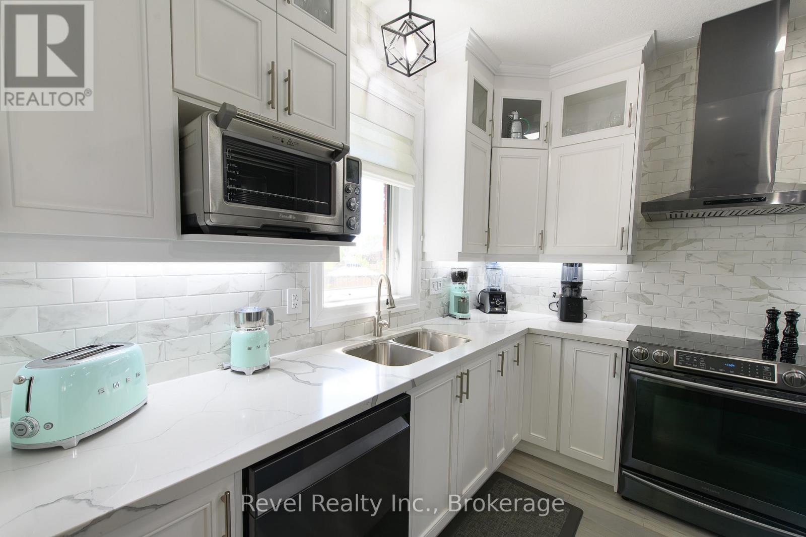 31 Natures Trail, Wasaga Beach, Ontario  L9Z 0H4 - Photo 14 - S13213506