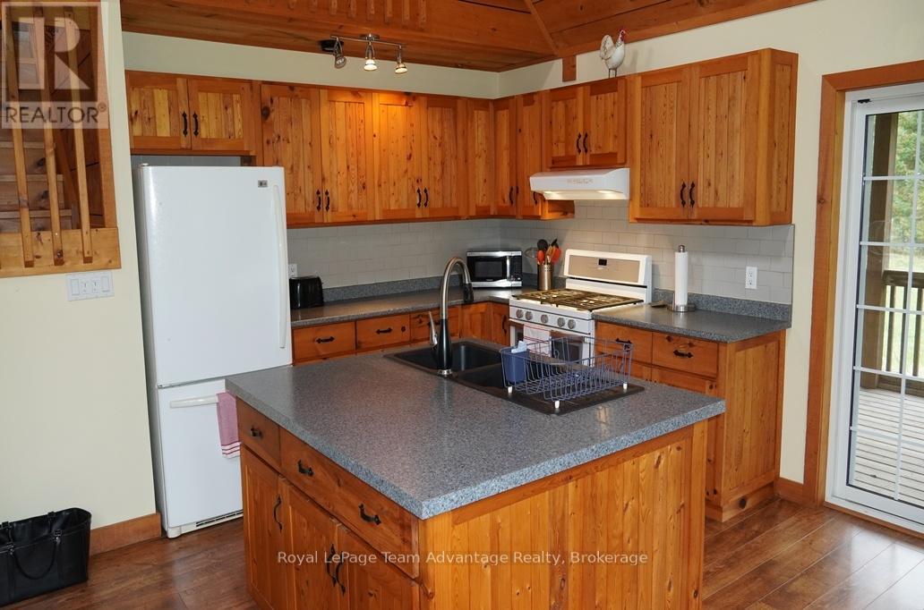 768 Hurdville Road, Mckellar, Ontario  P2A 0B5 - Photo 5 - X13213516