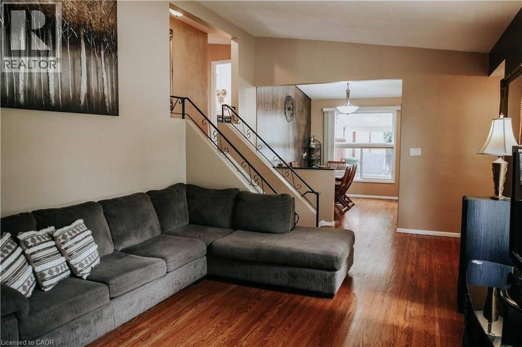 1 Vera Court, Hamilton, Ontario  L8K 4G7 - Photo 18 - 40834787