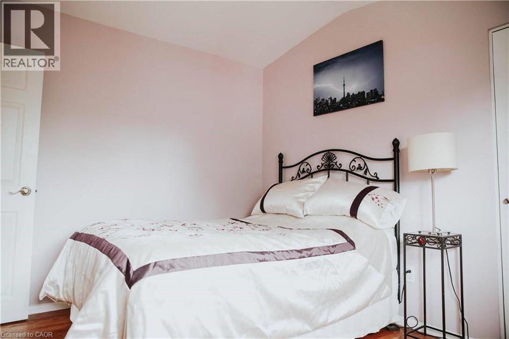 1 Vera Court, Hamilton, Ontario  L8K 4G7 - Photo 27 - 40834787