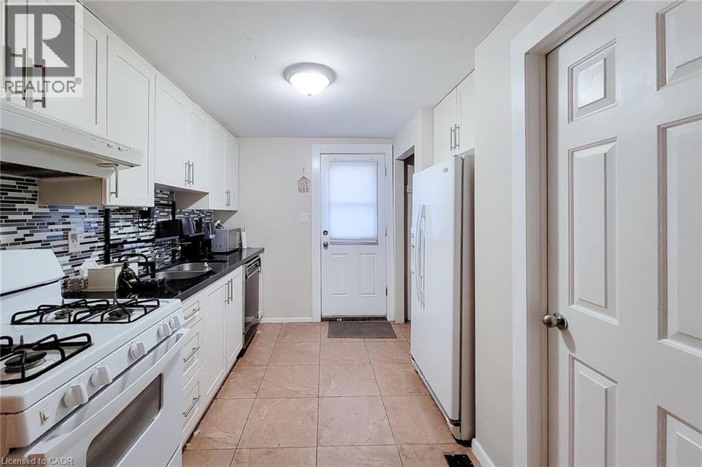 1 Vera Court, Hamilton, Ontario  L8K 4G7 - Photo 28 - 40834787