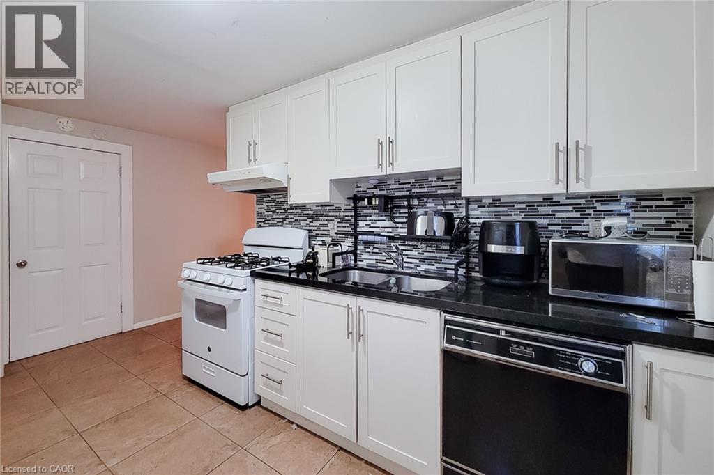 1 Vera Court, Hamilton, Ontario  L8K 4G7 - Photo 29 - 40834787