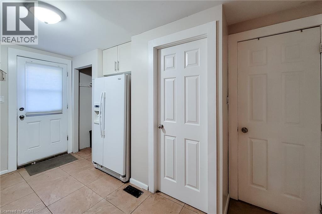 1 Vera Court, Hamilton, Ontario  L8K 4G7 - Photo 32 - 40834787