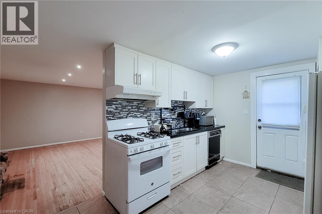 1 Vera Court, Hamilton, Ontario  L8K 4G7 - Photo 33 - 40834787