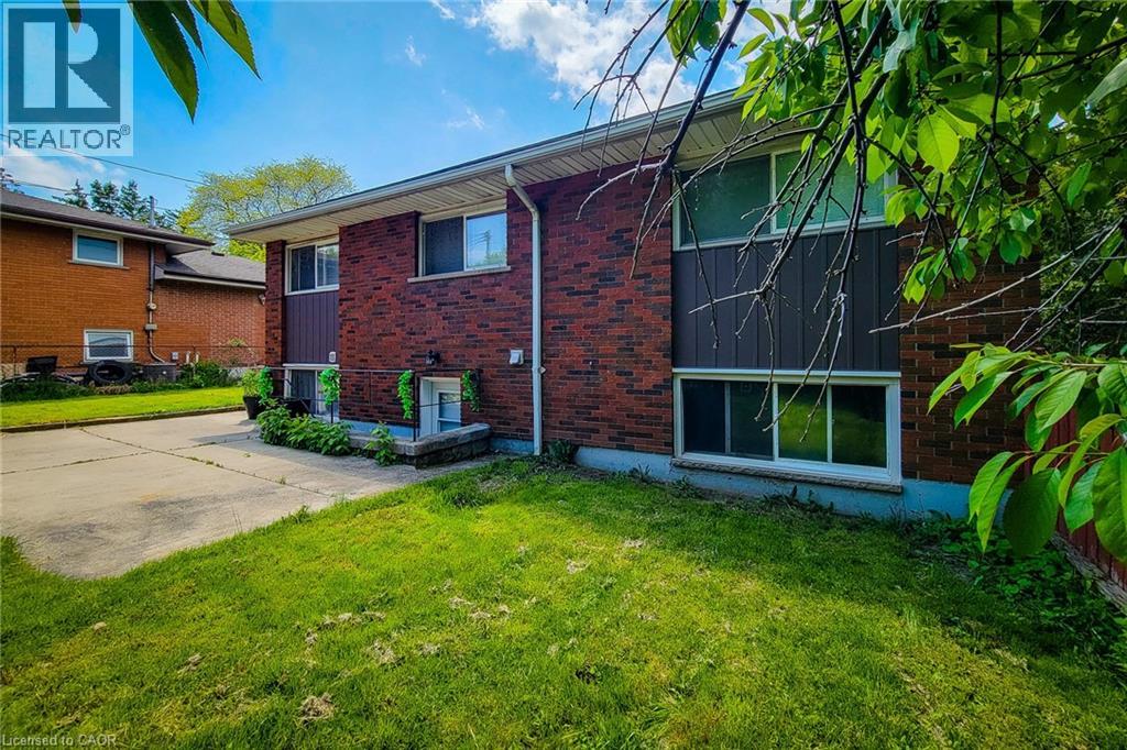 1 Vera Court, Hamilton, Ontario  L8K 4G7 - Photo 7 - 40834787