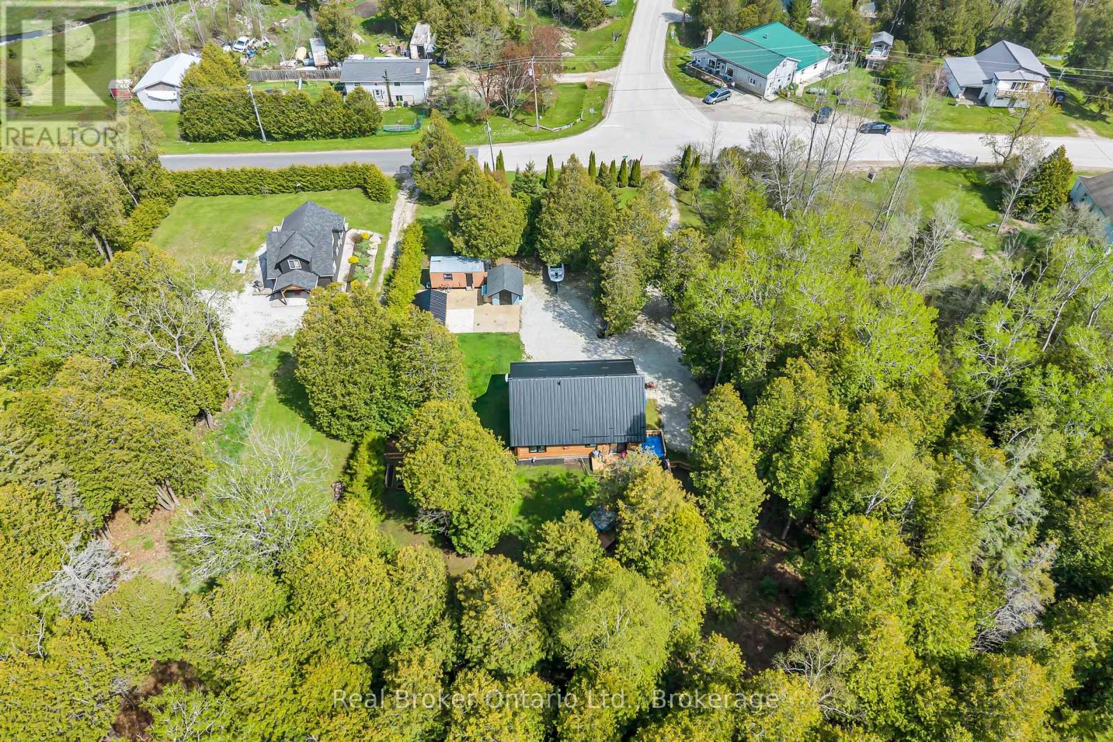 595 Stokes Bay Road, Northern Bruce Peninsula, Ontario  N0H 1W0 - Photo 5 - X13213862