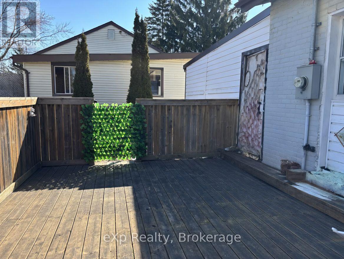 385 11th Avenue, Hanover, Ontario  N4N 2R7 - Photo 6 - X13213932