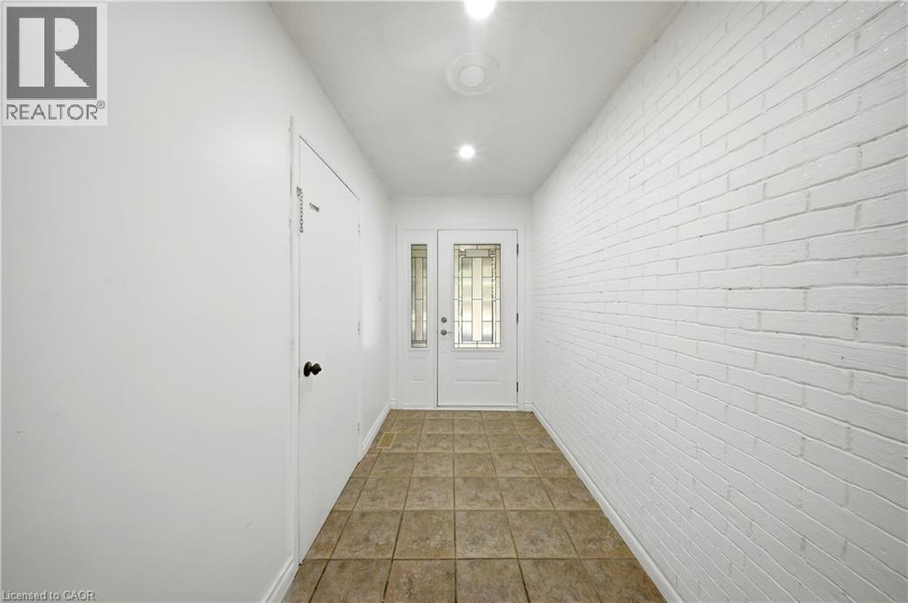 79 Ann Street, Dundas, Ontario  L9H 5R2 - Photo 4 - 40831734